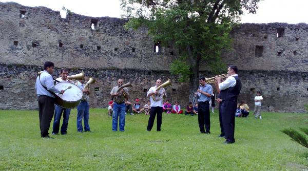festival tarafuri si fanfare