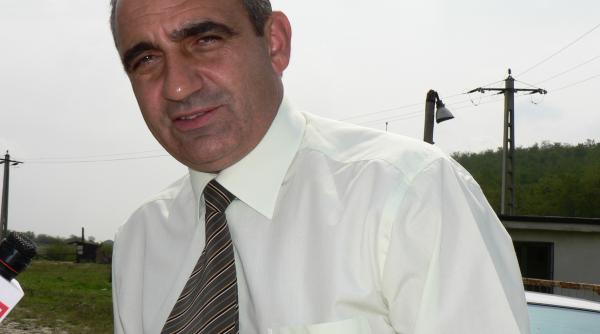 s a dus pentru un dud si a dat peste o duda