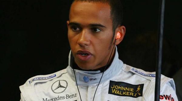 formula 1 nu a devenit campion mondial dar i se cere cartea autobiografica