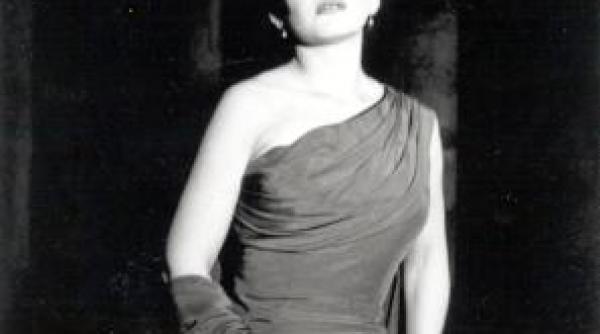 portret maria callas geniu al muzicii si regina a unei lumi frivole