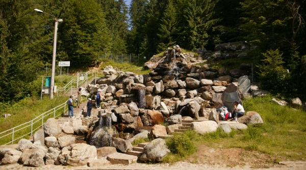 ape minerale cu probleme romanesti