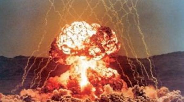 rusia a testat o bomba vacuum la fel de puternica precum cea atomica