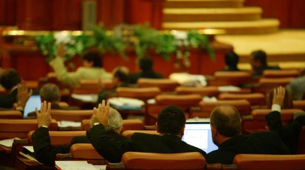 guvernul la mana senatului