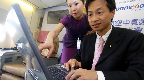 mbs la inaltime wi fi satelit avion