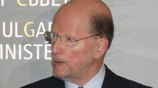 tarul simeon a ii lea al bulgariei spion kgb