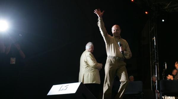 piata universitatii basescu o da cotita