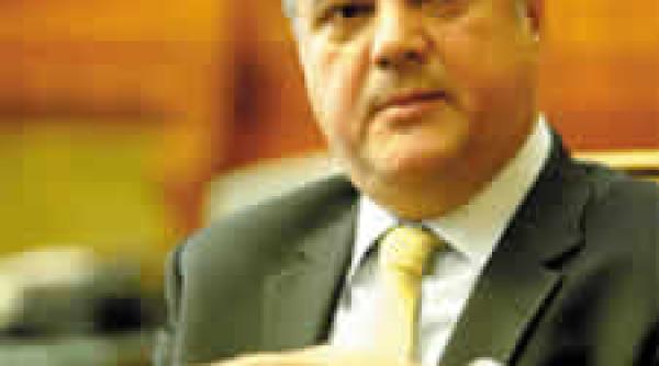 adrian nastase voi fi prezent la votul pentru motiunea de cenzura