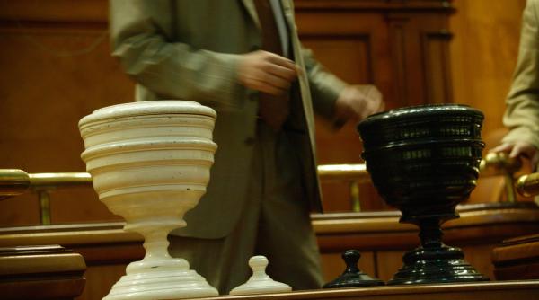 parlament motiunea la momentul adevarului