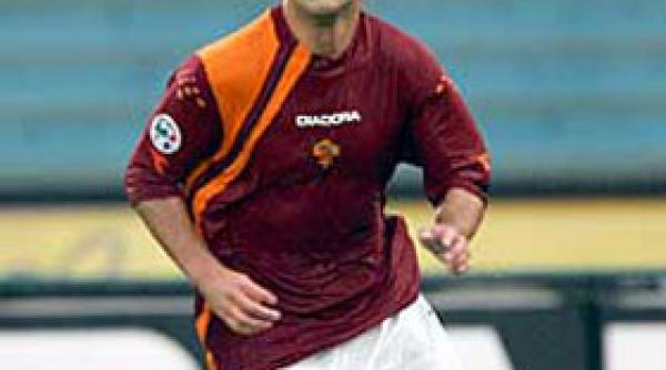 chivu ne linisteste voi juca cu olanda