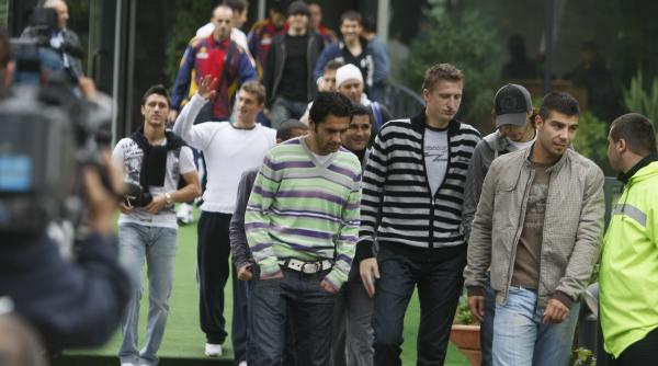 romania olanda piturca suna adunarea