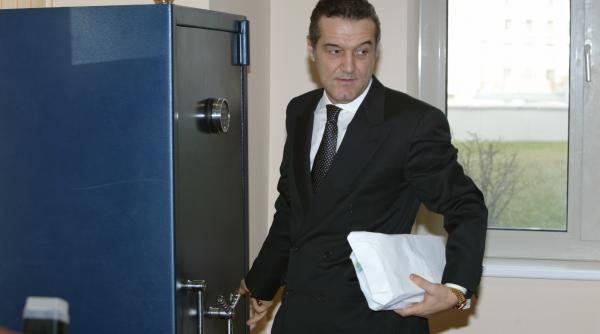 gigi becali se contrazice in privinta lui bergodi