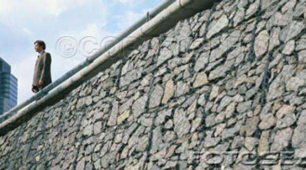 sinucigasul moartea dupa plutire