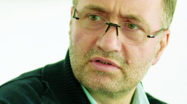 anticarul marius niculescu