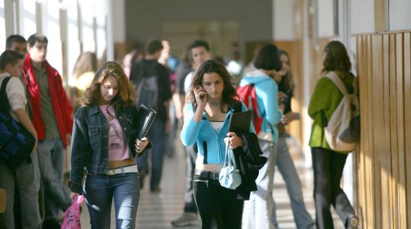 vremuri noi reguli vechi