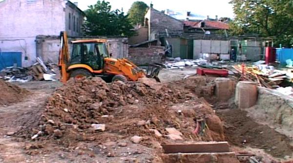 mall ul dusman al maicii domnului