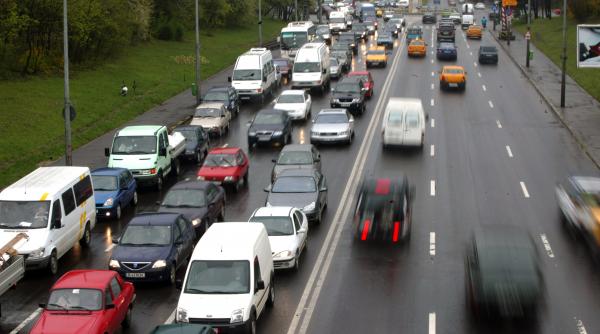 trafic de cosmar cu politia la bulevarda 128 166