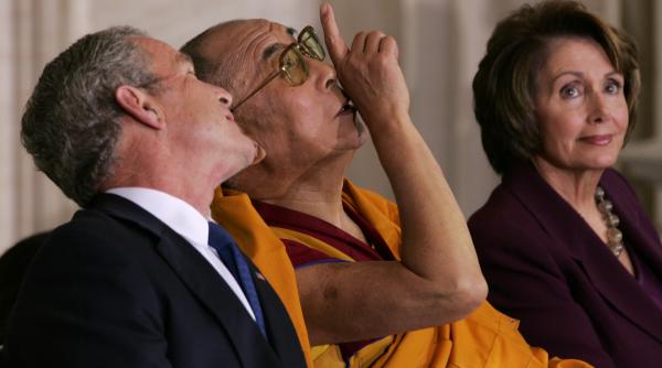 washington decorarea lui dalai lama