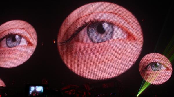 un carusel al luminilor