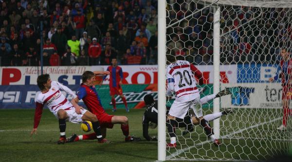 liga campionilor steaua forteaza victoria la sevilla