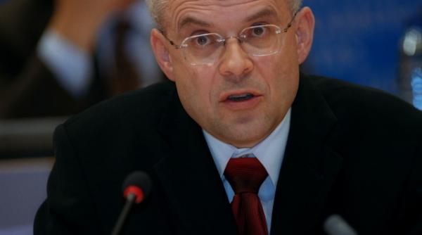 flagel munca la negru infloreste in uniunea europena