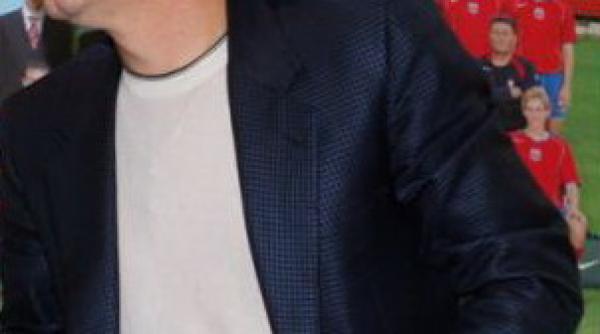 gigi becali si potopul de injurii la adresa membrilor lpf