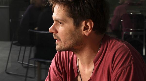 vreau sa fac din a in vitroa film