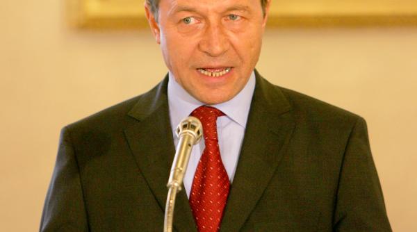 basescu vrea sondaje in campanie