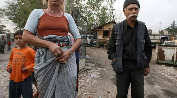 104 tabere de tigani la roma