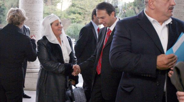 serata cu premier regina saracilor si costica argint