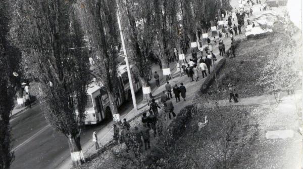 brasov a 128 153 87 au strigat primii jos ceausescu
