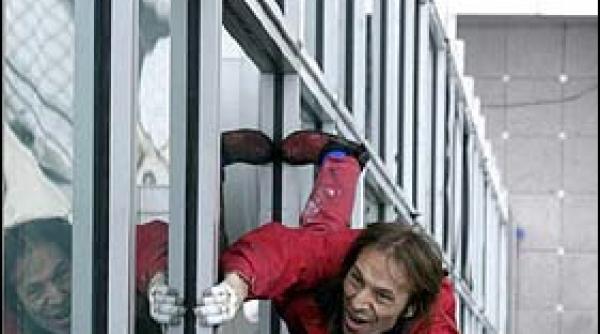 a 128 158 paianjenul a escaladat muntele tianmen