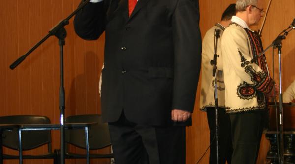 primarii folcloristi