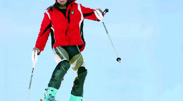 cine il mai poate opri pe nan