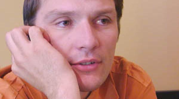 hocheiul dolarii si harghitenii