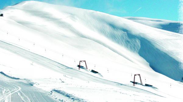 valea prahovei azuga si a tras telegondola ca in alpii italieni