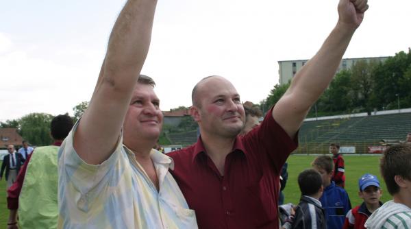 poveste din valea jiului marire si decadere