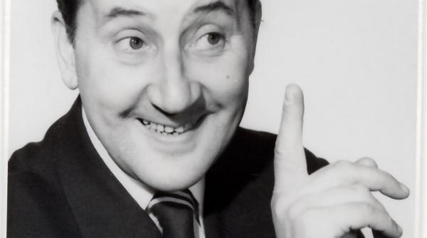 povestitorii sunt uneori pamanteni alteori devin zeia 128 166