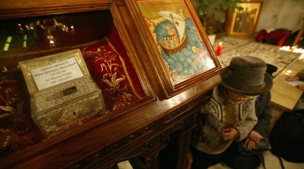 sfantul nicolae este langa noi