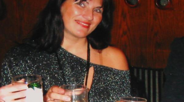 elodia niciodata n am fost in stare de atatea nebunii