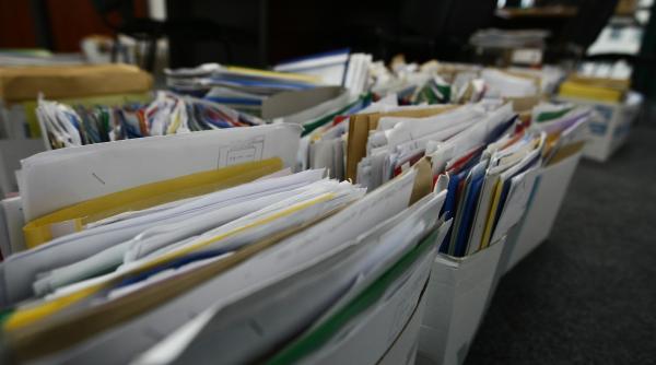 despagubiri cu intarziere la fni