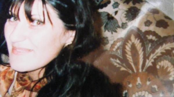 elodia vreau sa adorm si sa ma trezesc cu tine alaturi