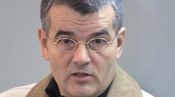 acuzatii judecati pe rand