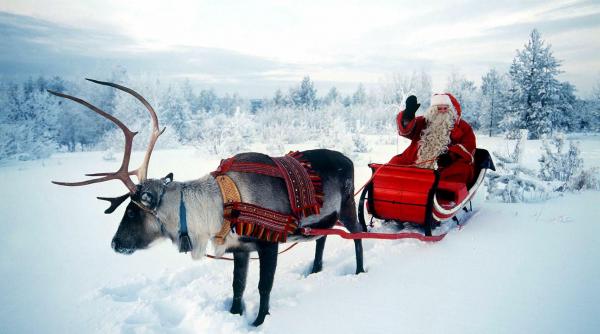 uite vine mos craciun