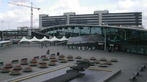 handbalistele de la oltchim blocate pe aeroportul din amsterdam