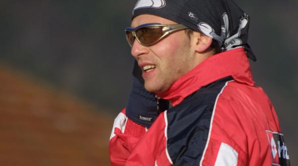 pisica a sarit la new york