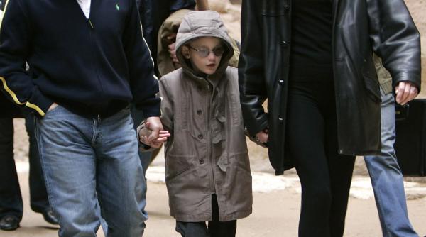 sondaj sarko plateste pentru oalele sparte