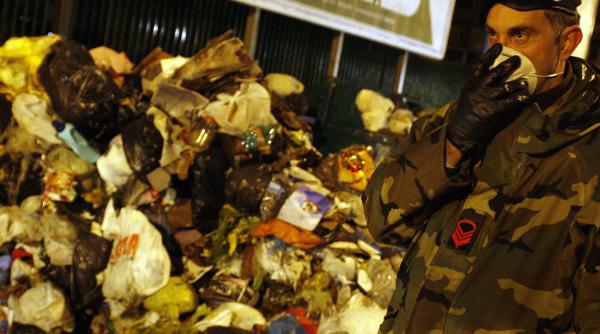 romania nu vrea gunoaiele de la napoli