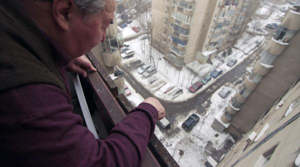 destin distrus tanar bancher si nechibzuit