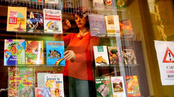 a facut librarie pentru romani