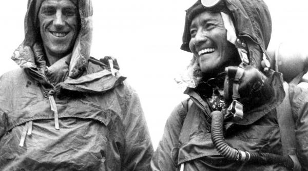 icirc n eternitate mai sus de everest